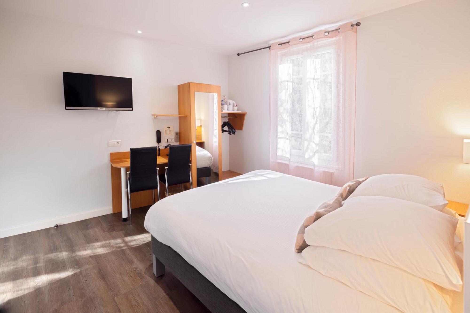 Hotel De Paris Jaligny Екстериор снимка